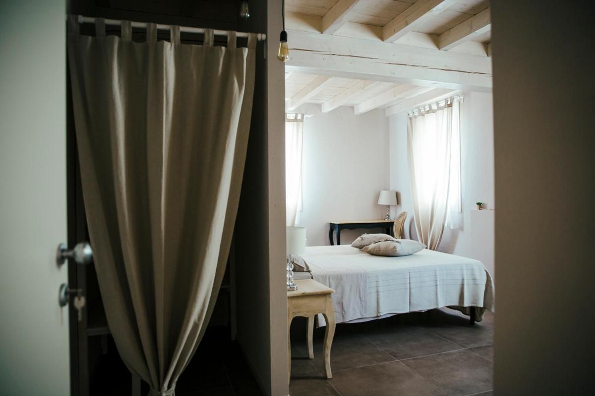 Agriturismo Vitae Fabbrico Ngoại thất bức ảnh
