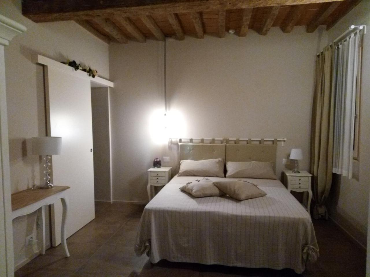 Agriturismo Vitae Fabbrico Ngoại thất bức ảnh