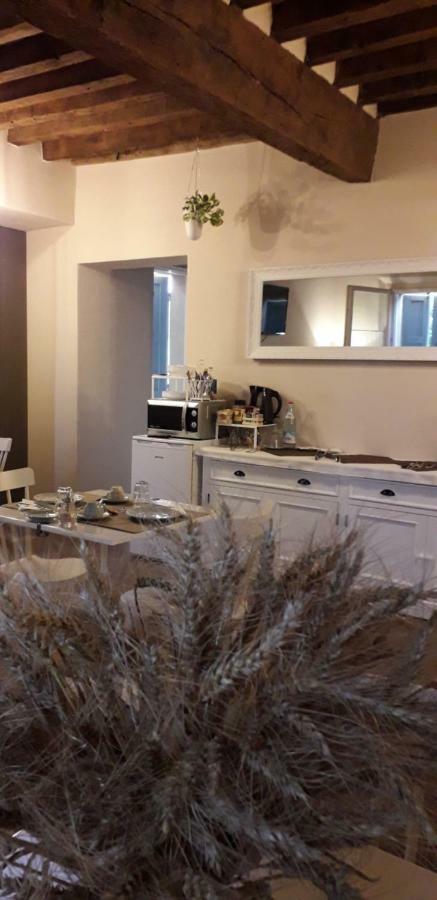Agriturismo Vitae Fabbrico Ngoại thất bức ảnh